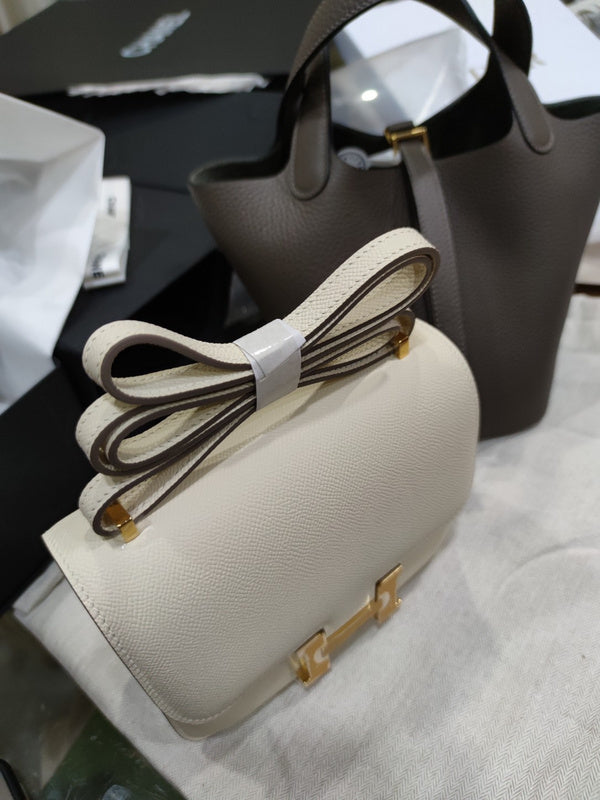 Amelia - HMS Bags - 1780