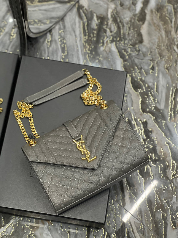 Amelia - YSL Bag - 1895