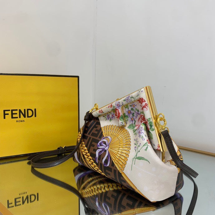 Amelia's Bag Gallery - VAR Bags - 215
