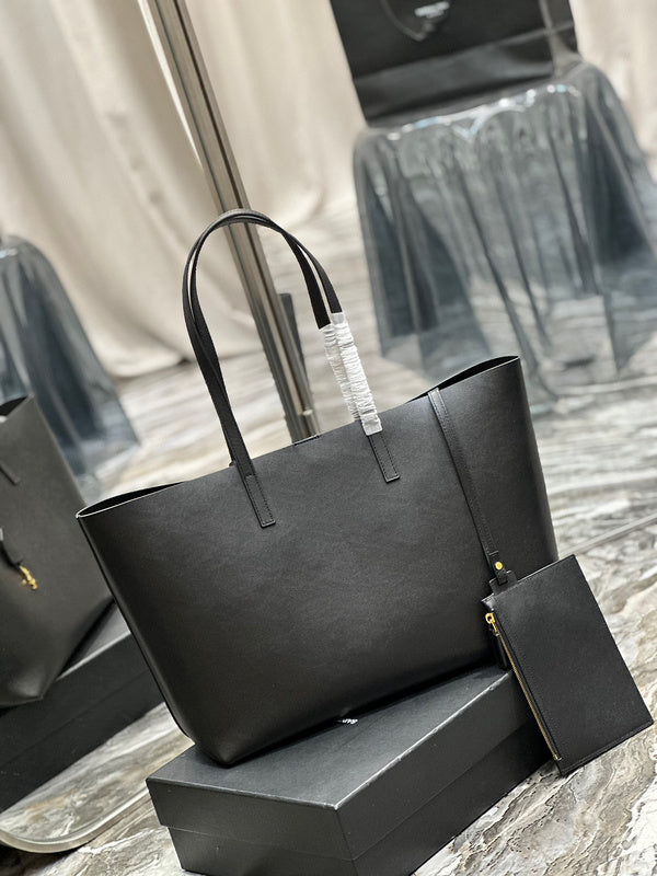 Amelia - YSL Bag - 3943