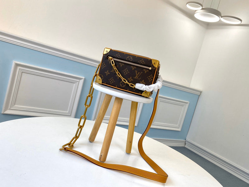 Fan Fashion Lu-Vi bags - 17084