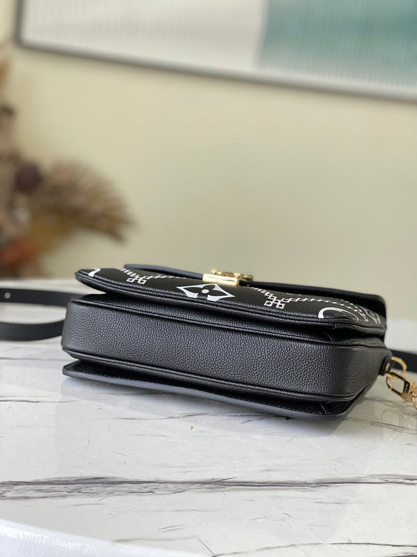 Amelia - LOV Lady Bags - 652