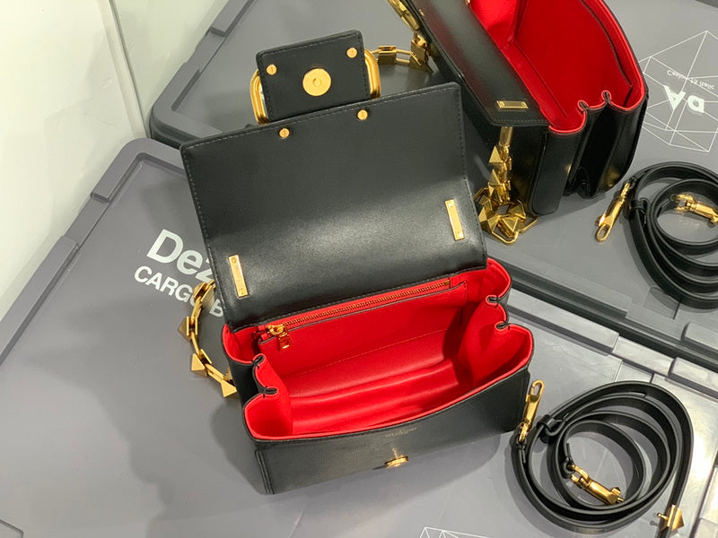Amelia's Bag Gallery - VEL Bags - 1051
