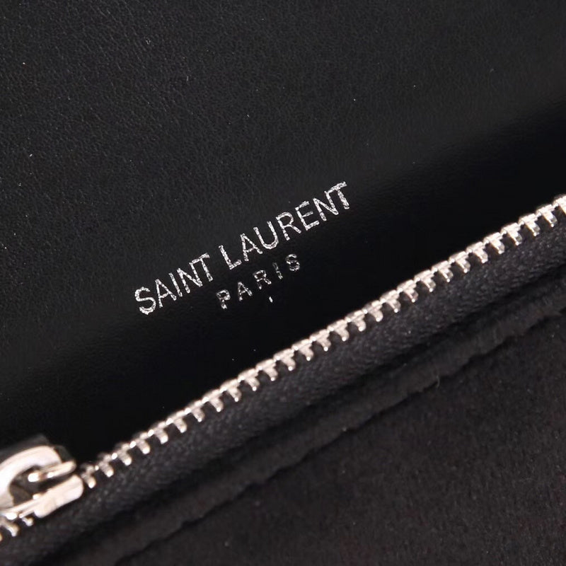 Amelia - YSL Bag - 3885