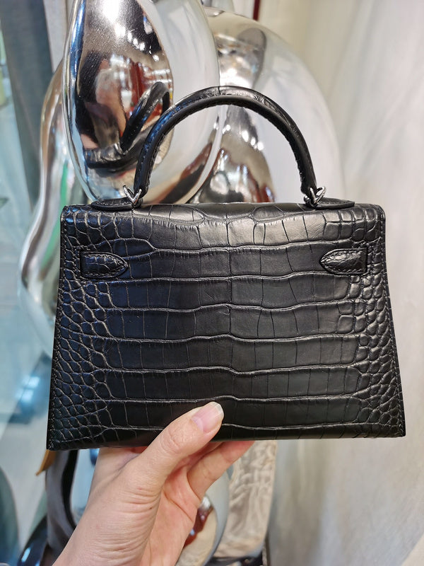 Amelia - HMS Bags - 1638