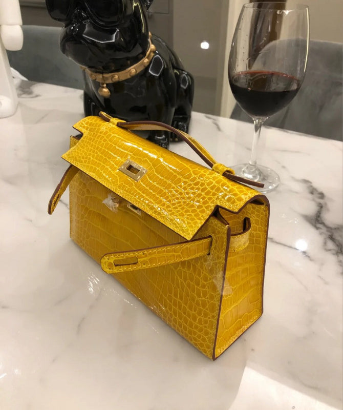 Amelia - HMS Bags - 1637