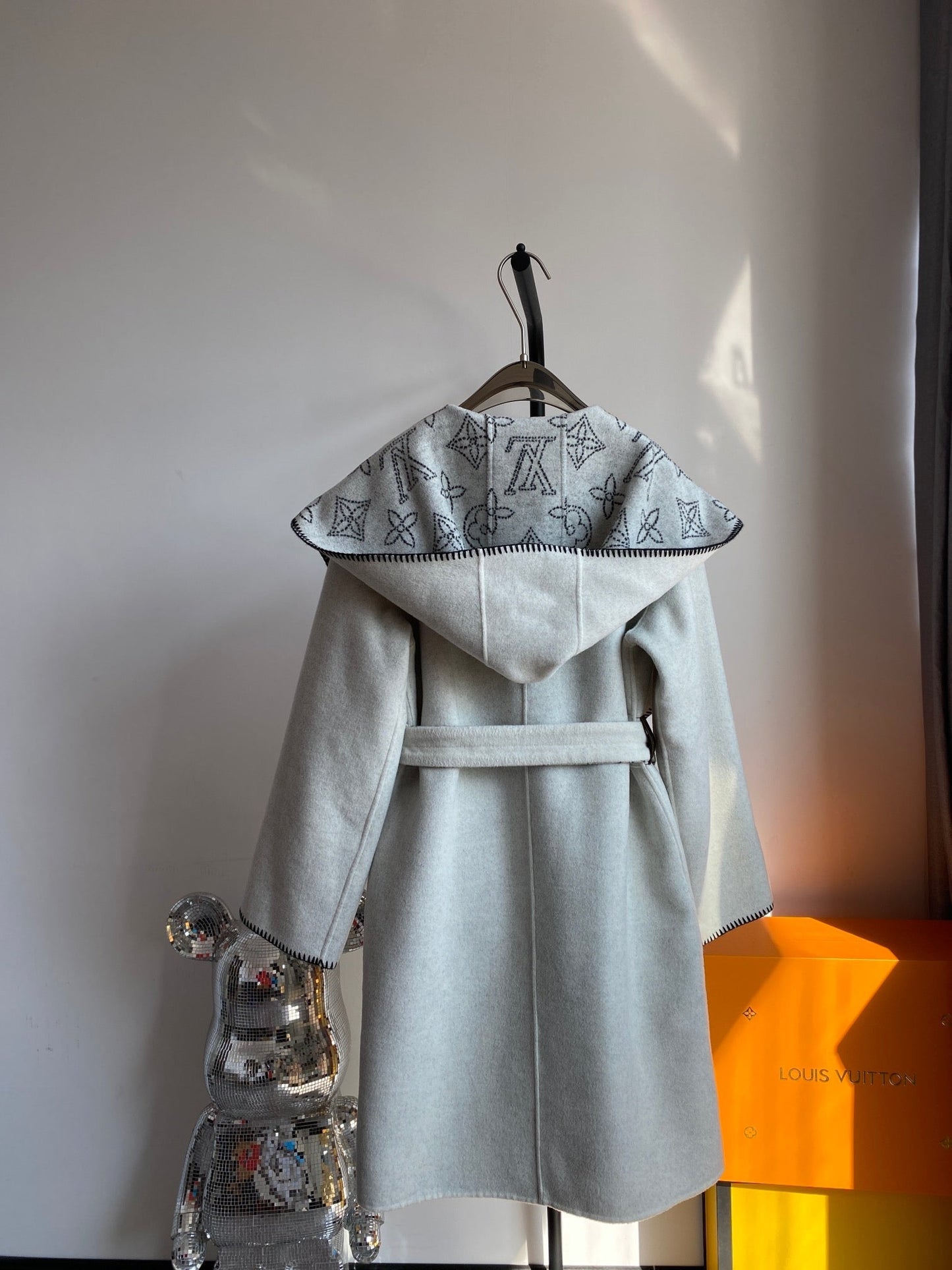 Luxury Louis Vuitton  Wrap Coat 029