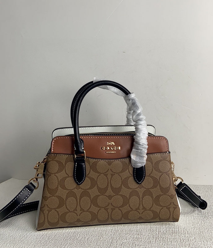 Amelia-i CAH Bags - 104