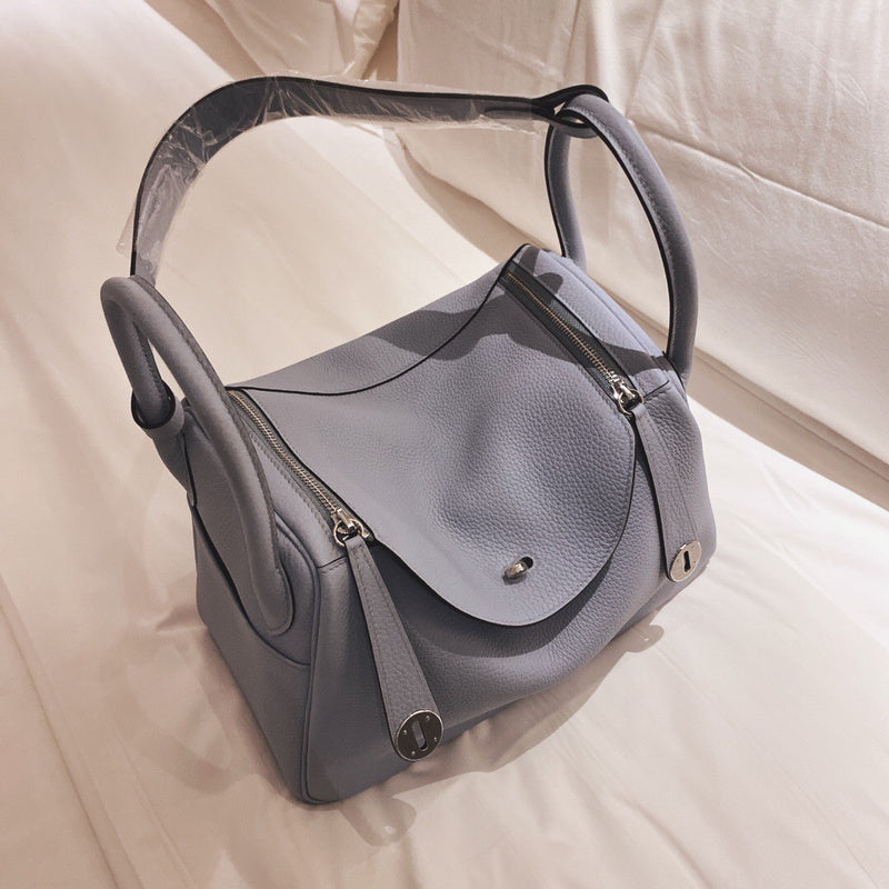 Amelia - HMS Bags - 1752