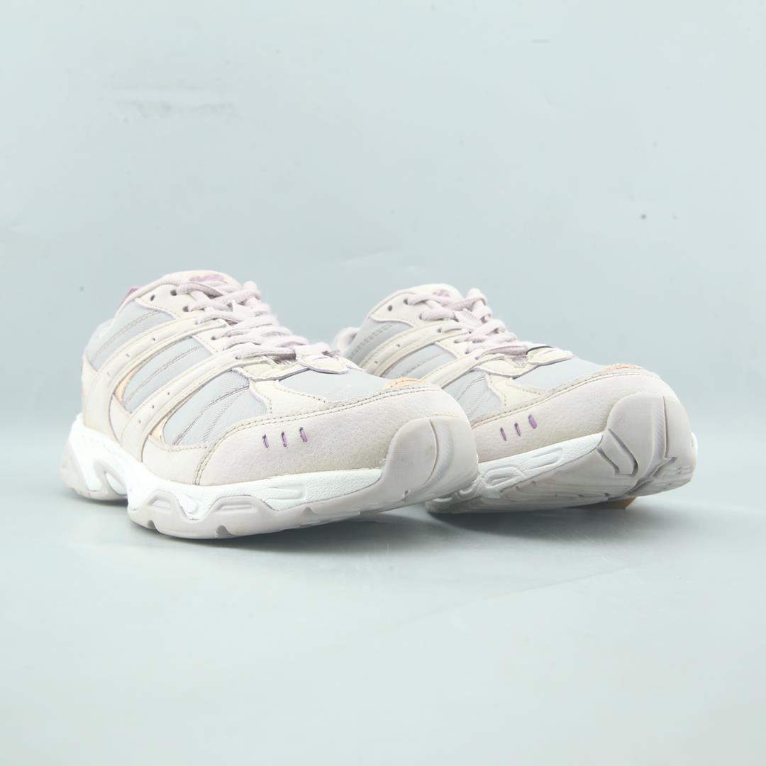 AVIA MEMORY FOAM