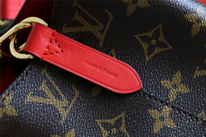 Fan Fashion Lu-Vi bags - 8575