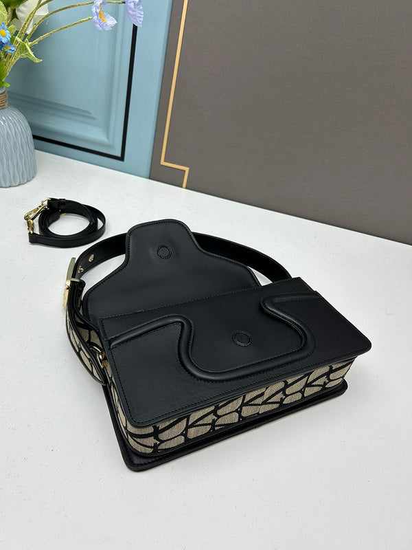 VAL LUXURY BAGS - FOR FASHION LOVERS  AFFORDABLE LUXURY BAGS- 166