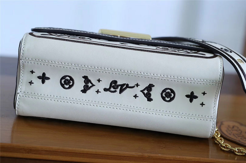 Amelia - LOV Lady Bags - 2054