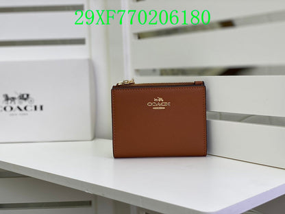 Amelia - CAH Wallet - 027