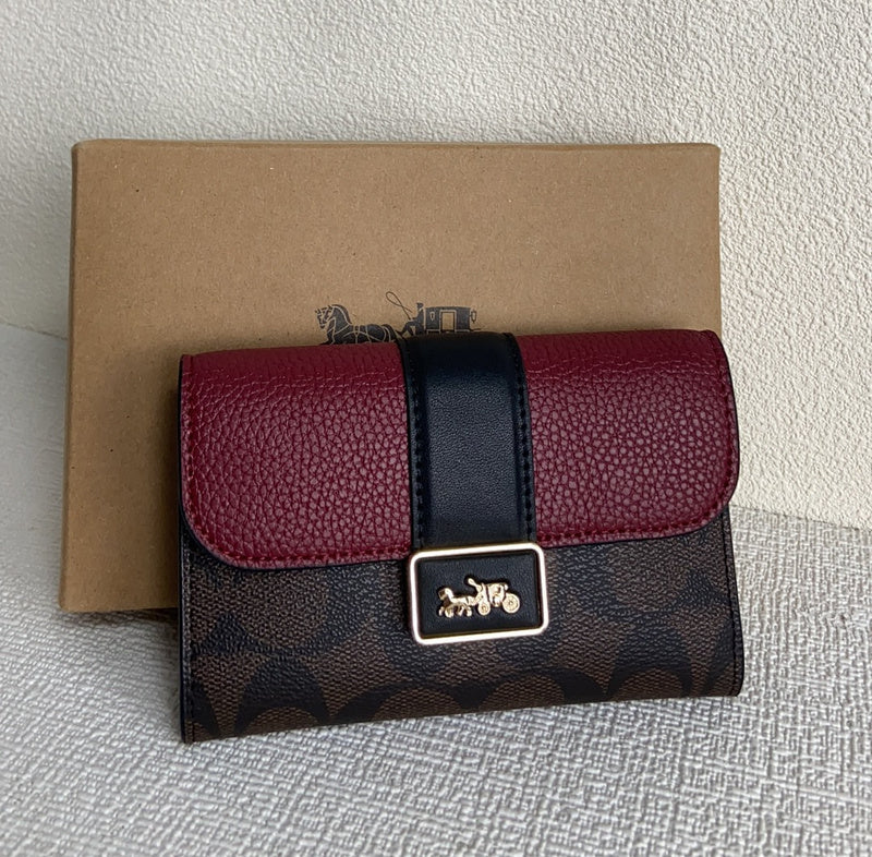 Amelia-i CAH Bags - 002