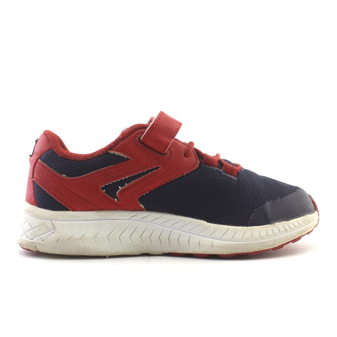SAUCONY .