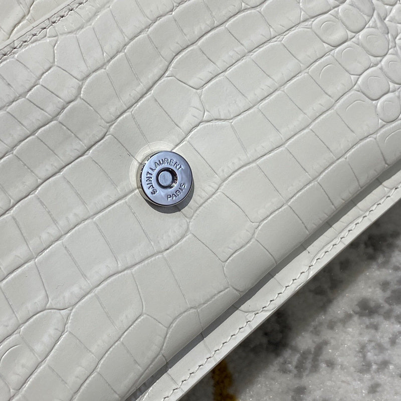 Amelia - YSL Bag - 3602