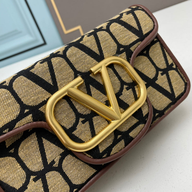 VAL LUXURY BAGS - FOR FASHION LOVERS  AFFORDABLE LUXURY BAGS- 121