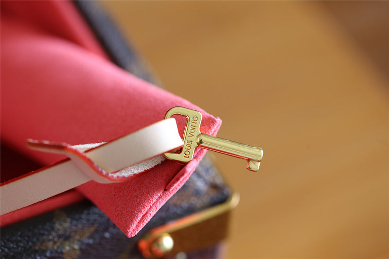 Fan Fashion Lu-Vi bags - 9538