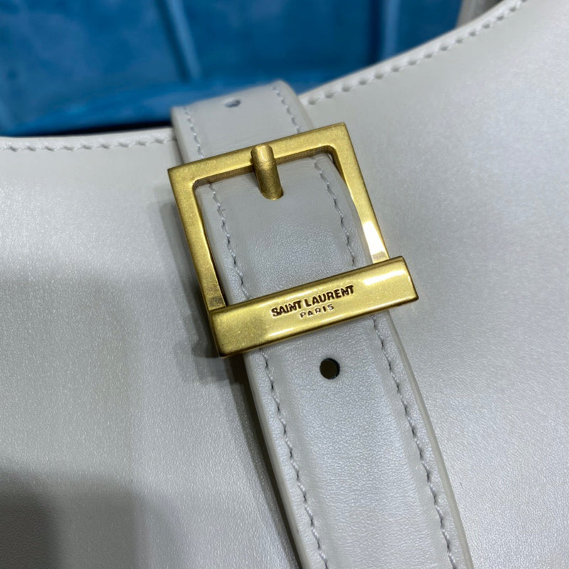 Amelia - YSL Bag - 2130