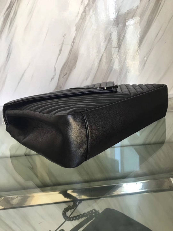 Amelia - YSL Bag - 3887