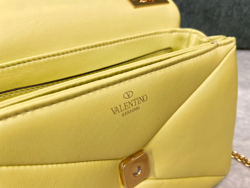 Amelia's Bag Gallery - VEL Bags - 585