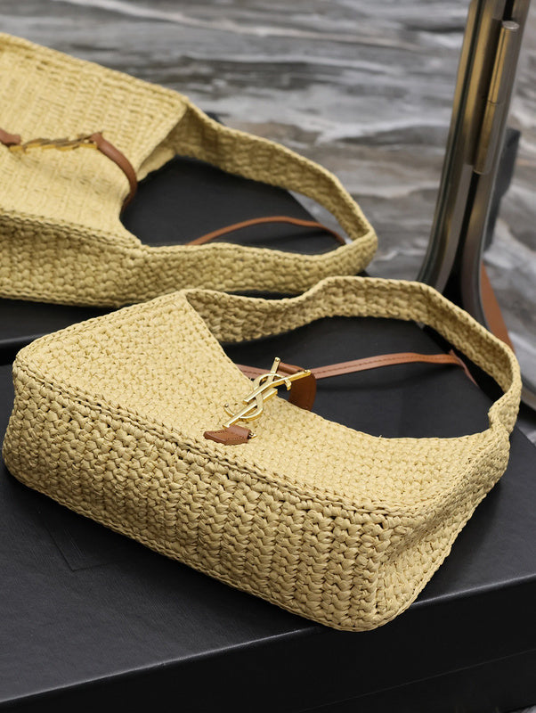 Amelia - YSL Bag - 1827