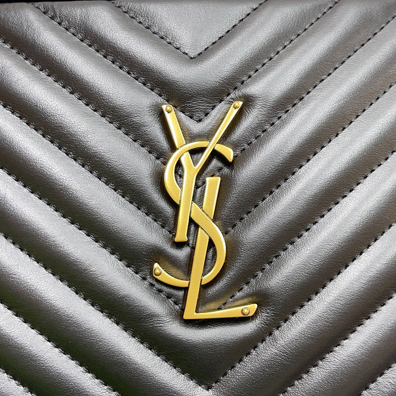 Amelia - YSL Bag - 2122