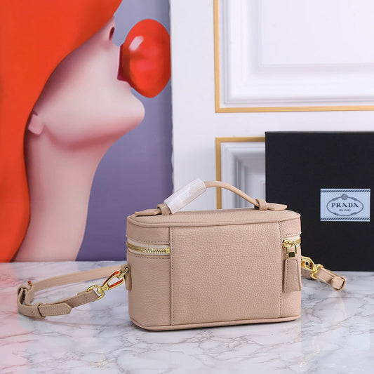 Amelia- PRDA  LUXURY BAGS - 064