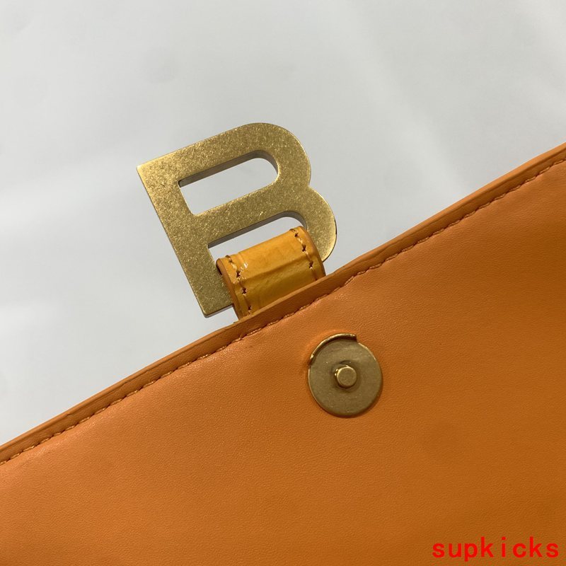 Amelia- BG Hourglass Bags - 138