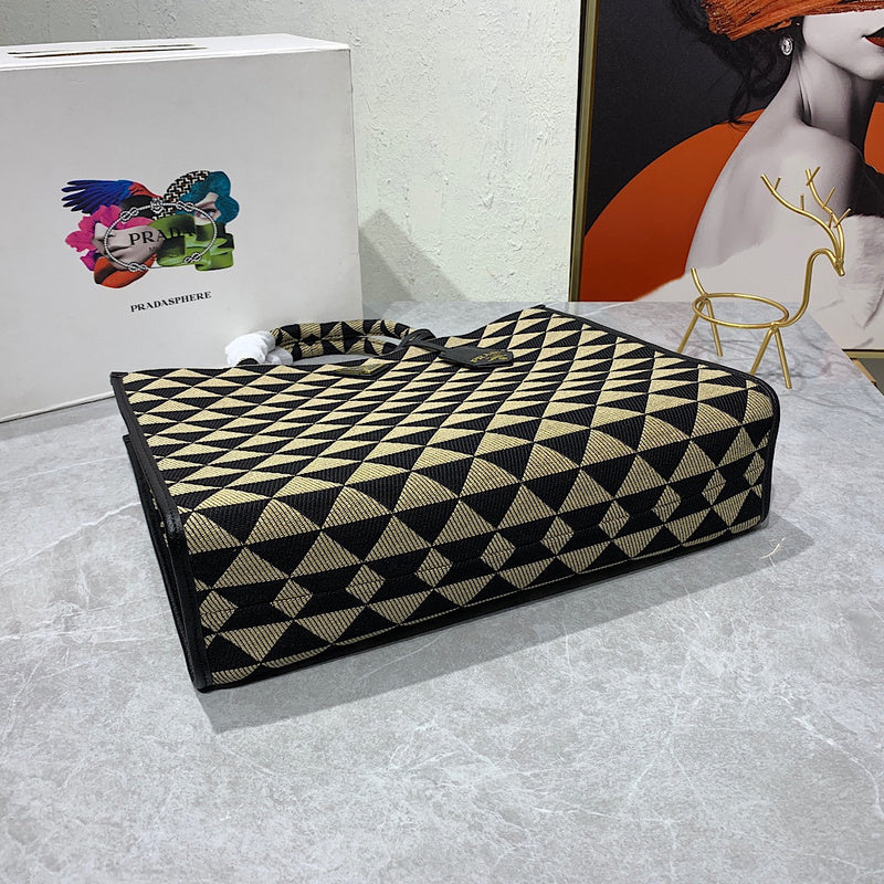 Barnes-Bags - Prada Bags - 785