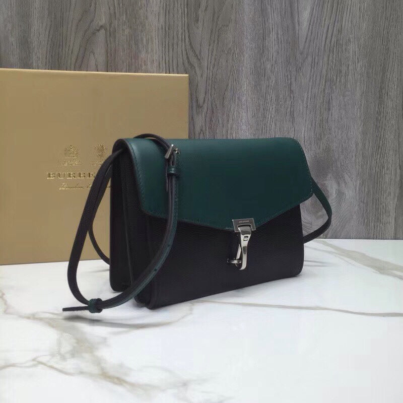 Burberry Bags - Bagsattire   739