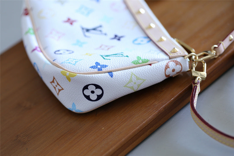 Fan Fashion Lu-Vi bags - 9055