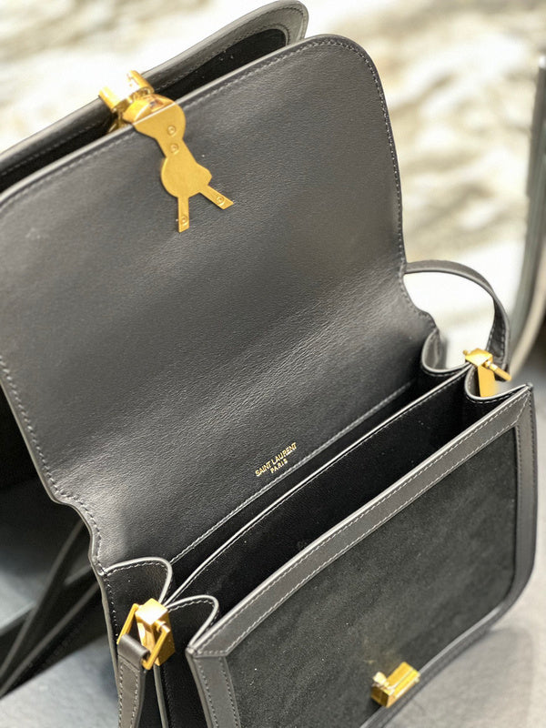Amelia - YSL Bag - 1837