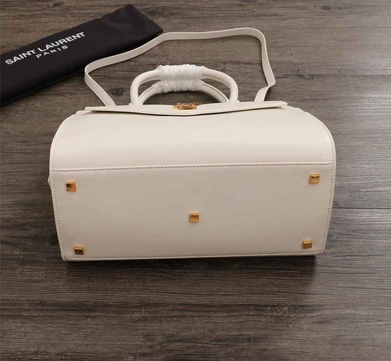 Amelia - YSL Bag - 2937