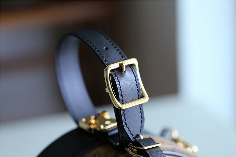 Fan Fashion Lu-Vi bags - 8320