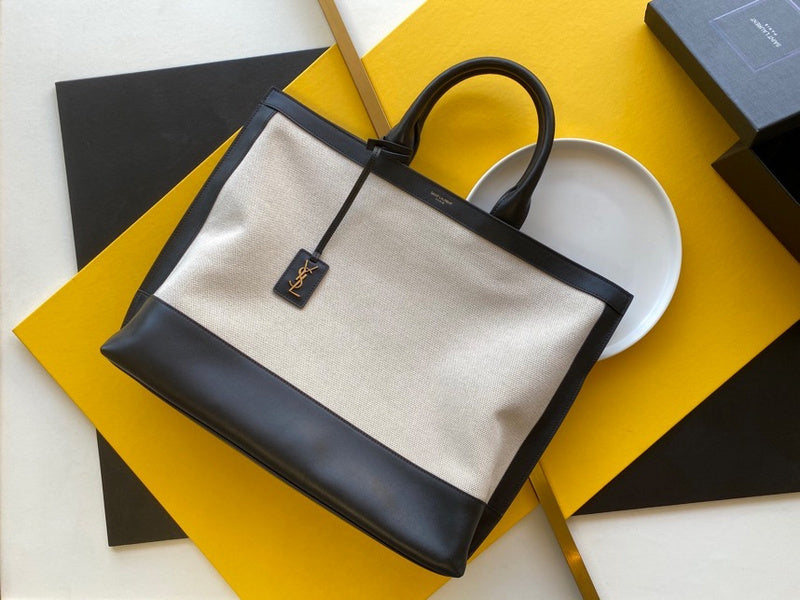 Amelia - YSL Bag - 3656