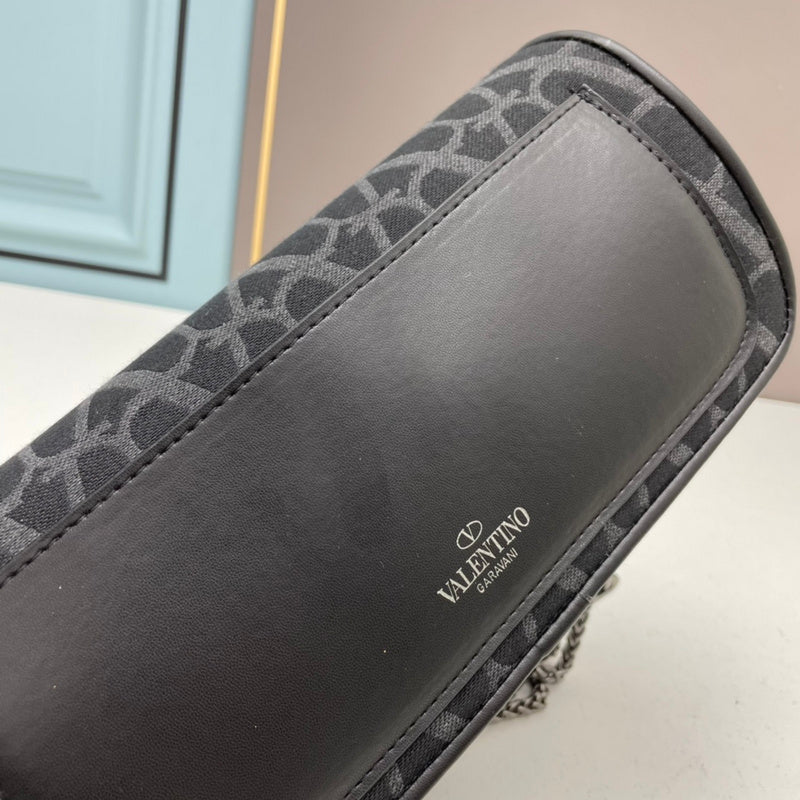 VAL LUXURY BAGS - FOR FASHION LOVERS  AFFORDABLE LUXURY BAGS- 135