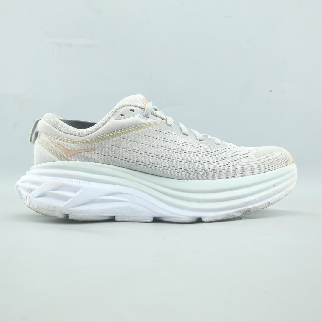 HOKA ONE ONE BONDI 8