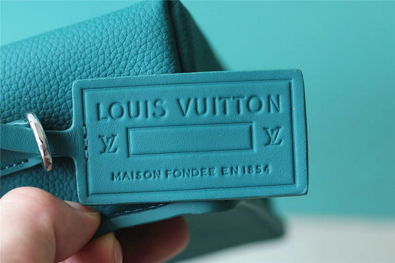 Fan Fashion Lu-Vi bags - 9915
