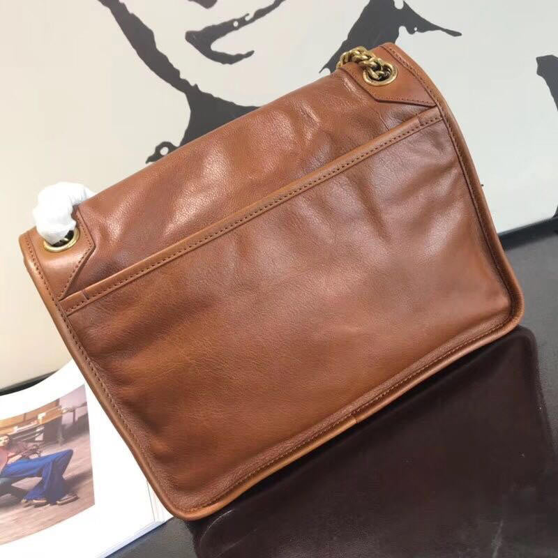 Amelia - YSL Bag - 2563