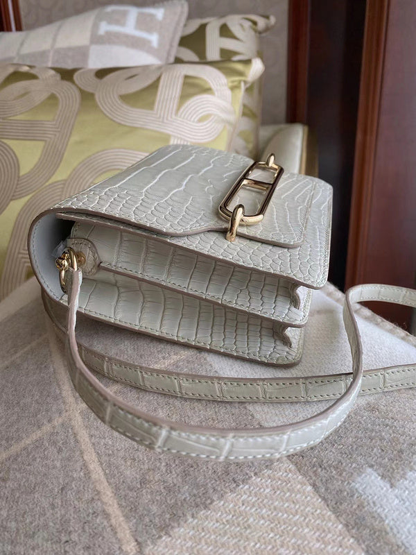 Amelia - HMS Bags - 1792