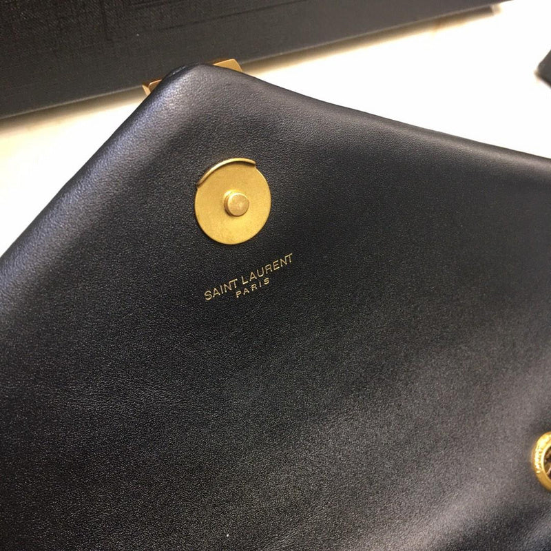 Amelia - YSL Bag - 2756