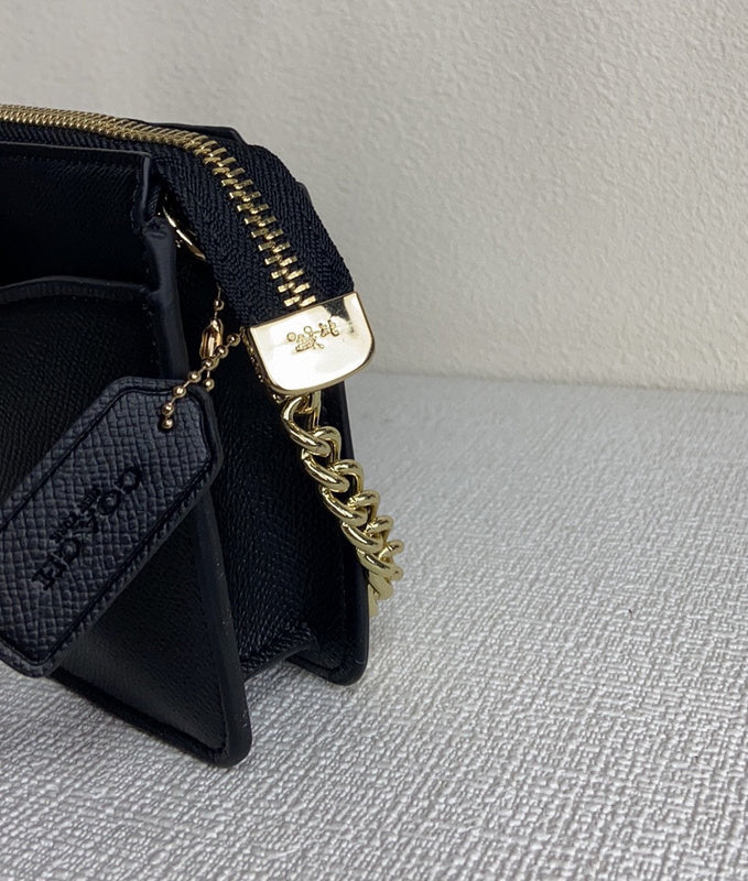 Amelia-i CAH Bags - 047