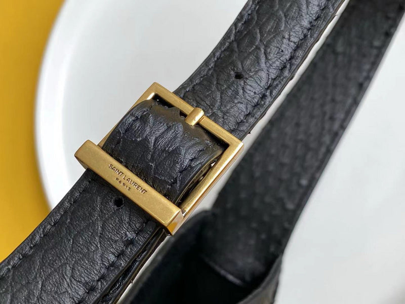 Amelia - YSL Bag - 4158