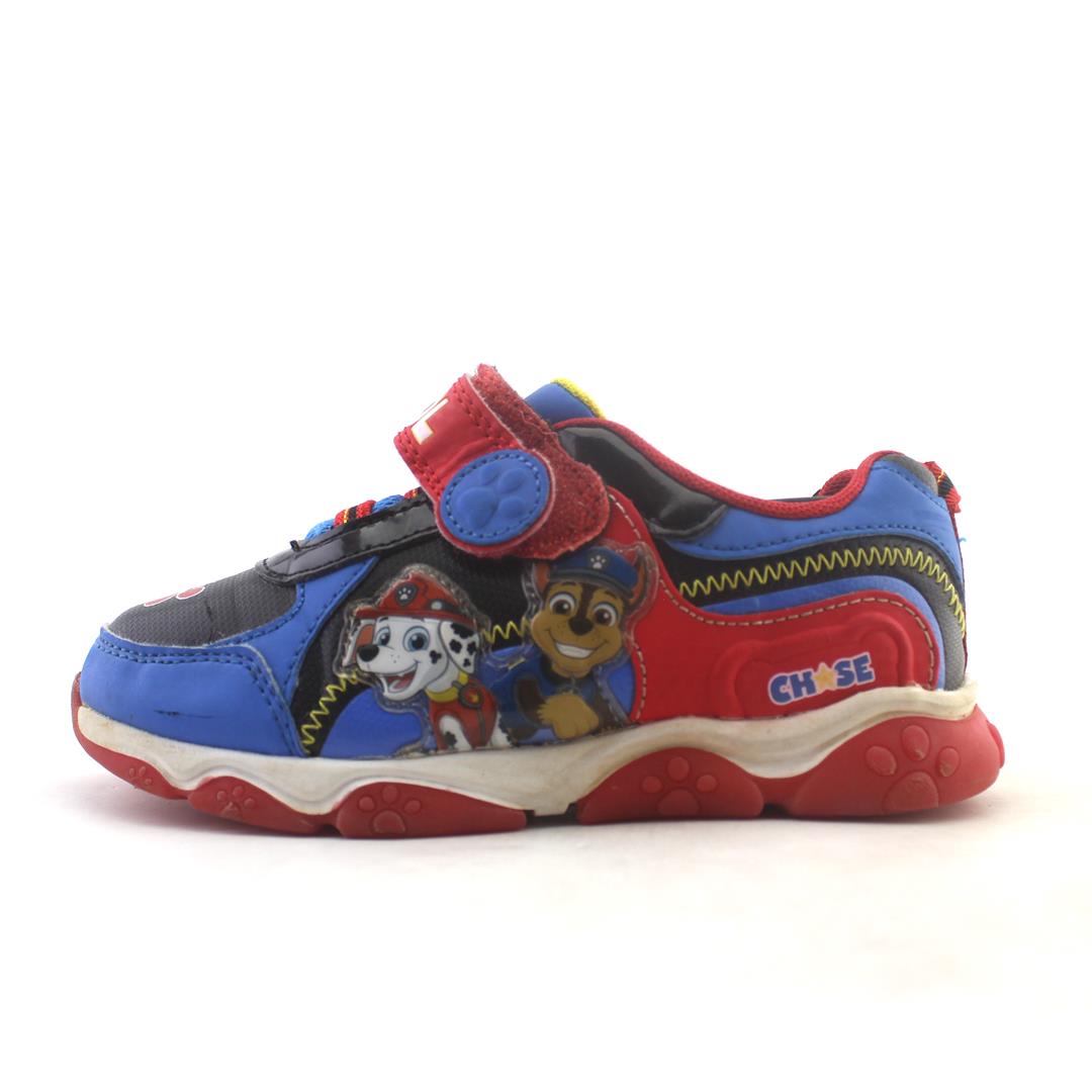 PAW PATROL .