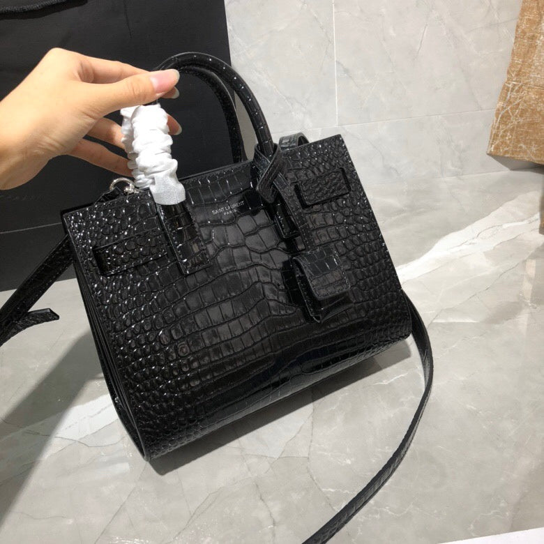 Amelia - YSL Bag - 4019