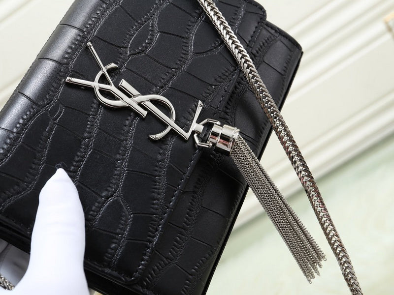 Amelia - YSL Bag - 3559
