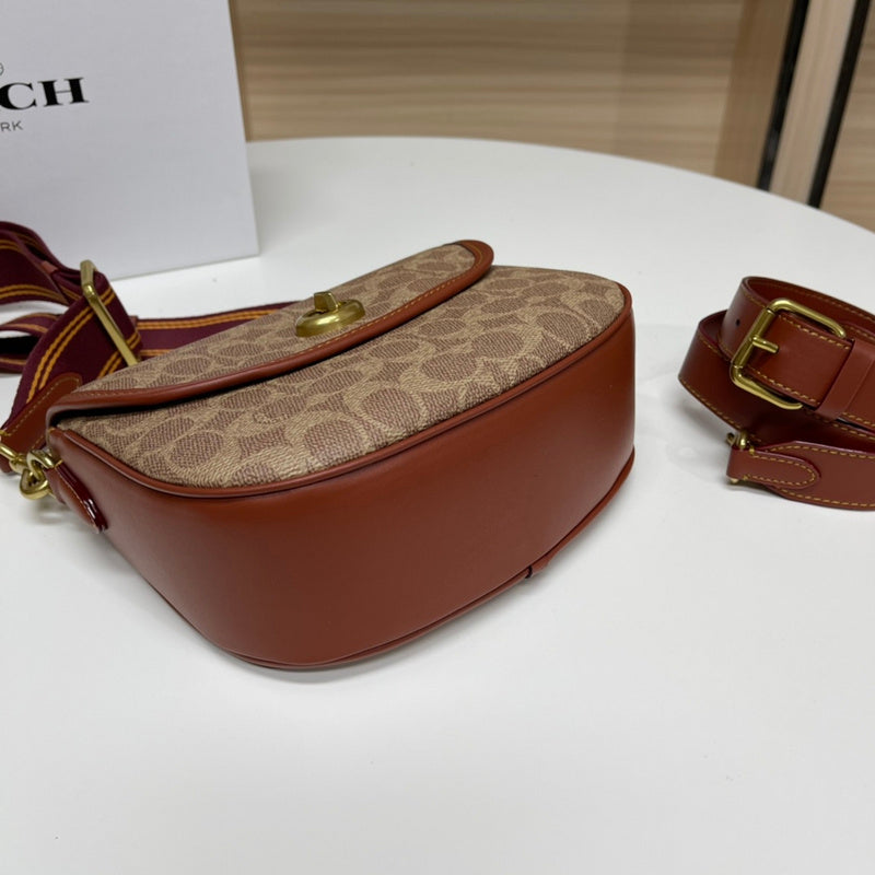 Amelia- CAH Bags - 705