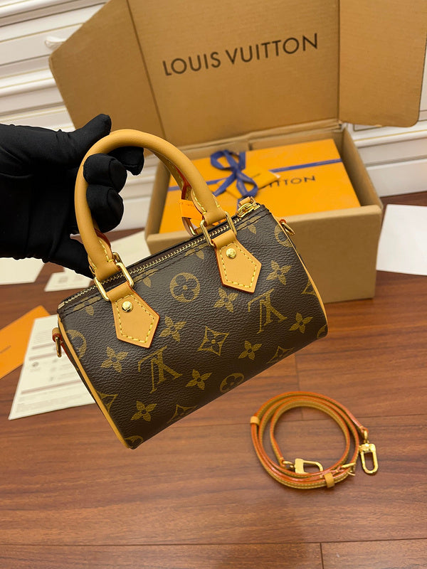 Amelia's Bag Gallery - LOV Bags - 1034